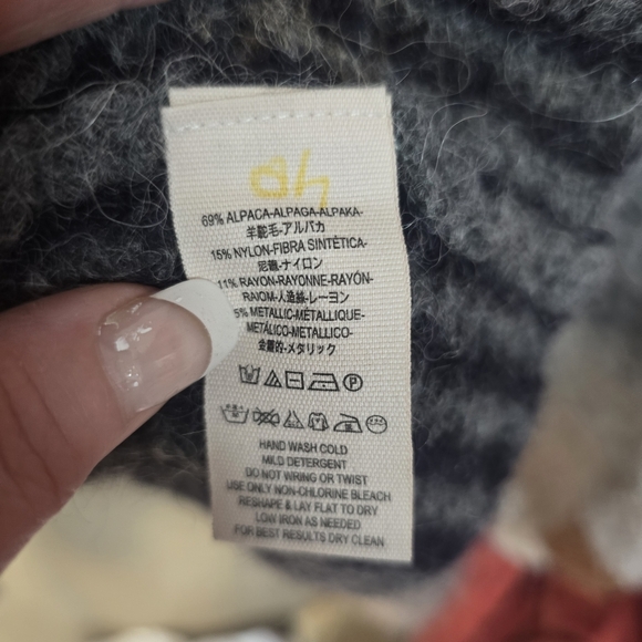 Free People Alpaca Blend Cloud Kicker Cropped Cowl Neck Sweater Size M/L - Picture 14 of 15